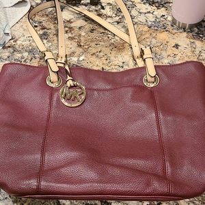 Michael kors purse